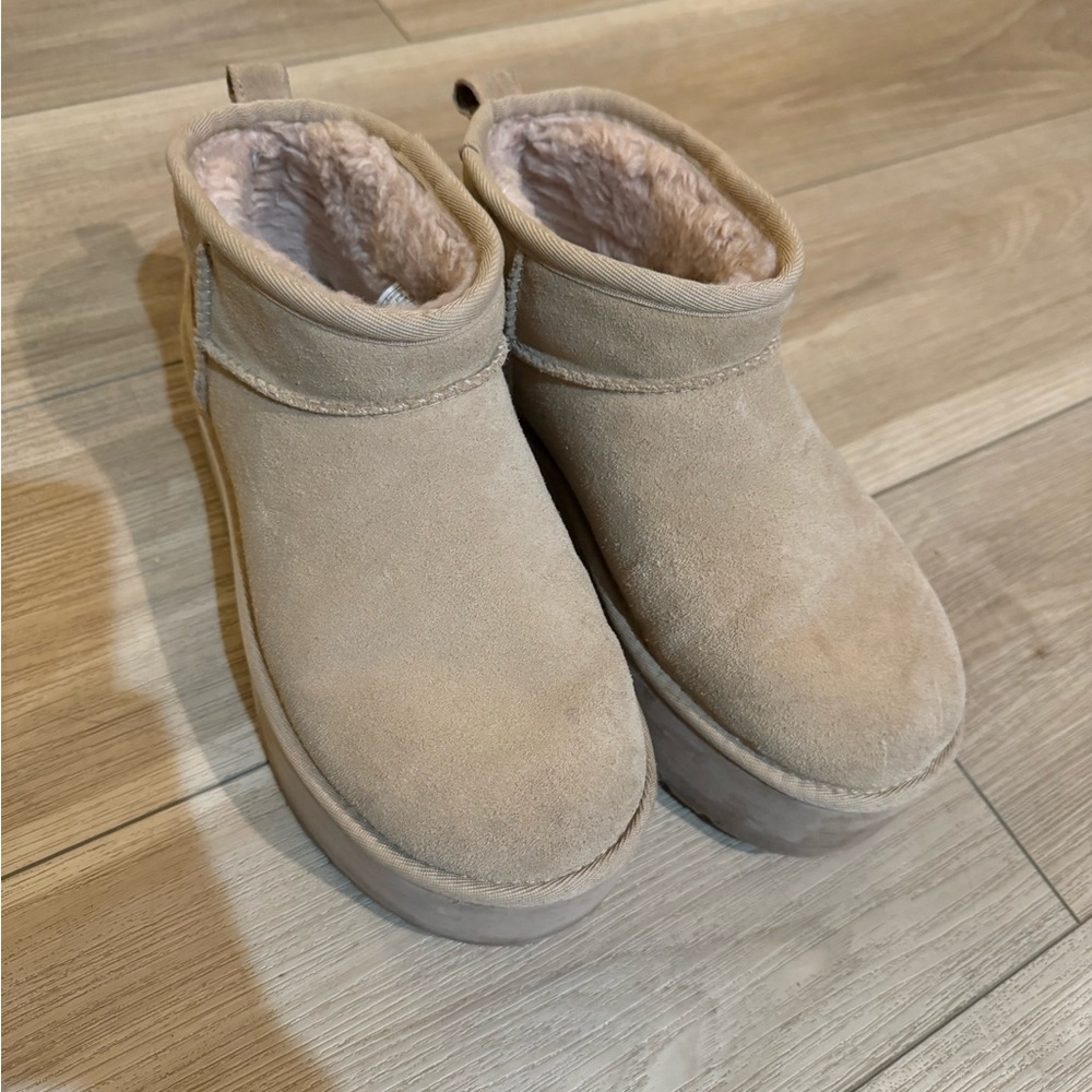 Classic ultra mini Platform uggs